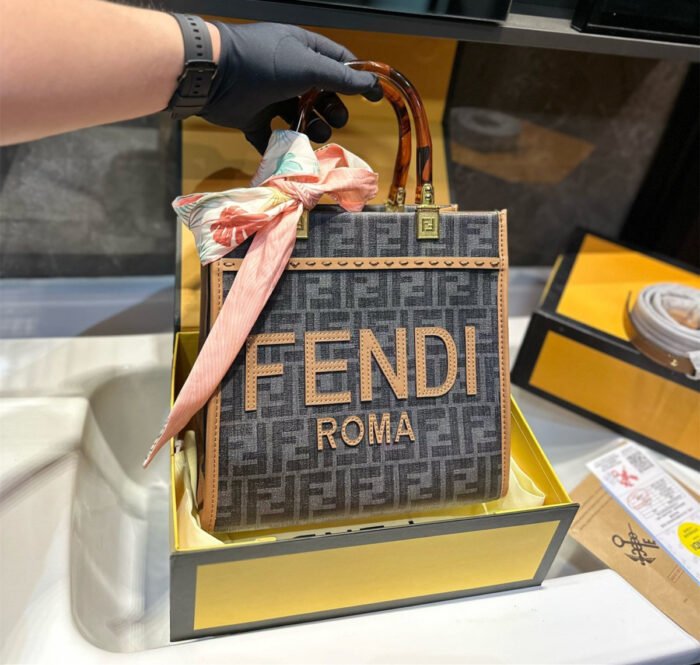 Fendi Peekabo shopping bag(8 colors 26*22cm) - 图片 3