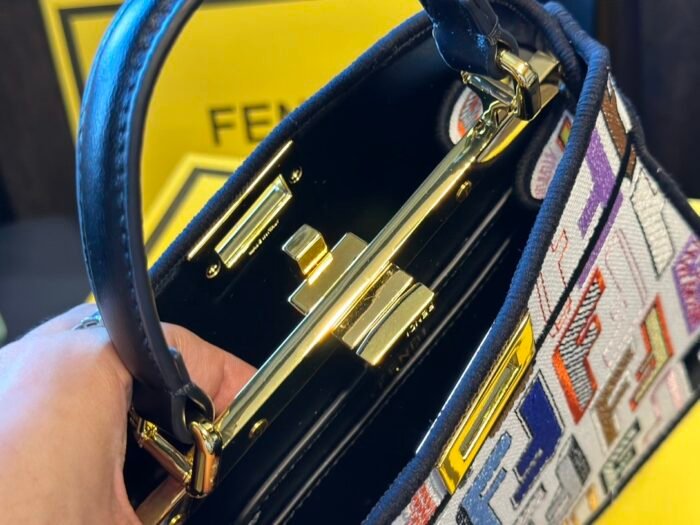 Fendi Peekaboo Embroidery Bag(3colors 23cm) - 图片 5