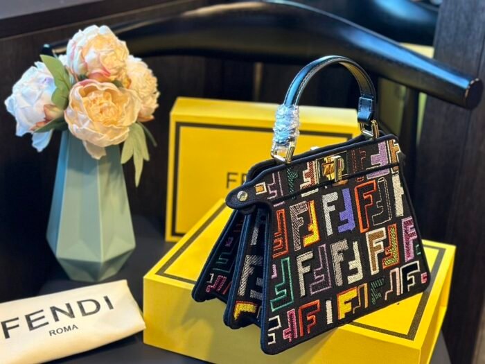 Fendi Peekaboo Embroidery Bag(3colors 23cm) - 图片 3