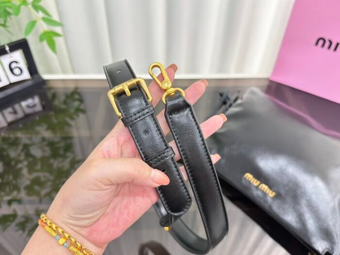 Miumiu Tassel crossbody bag（33*25cm） - 图片 4
