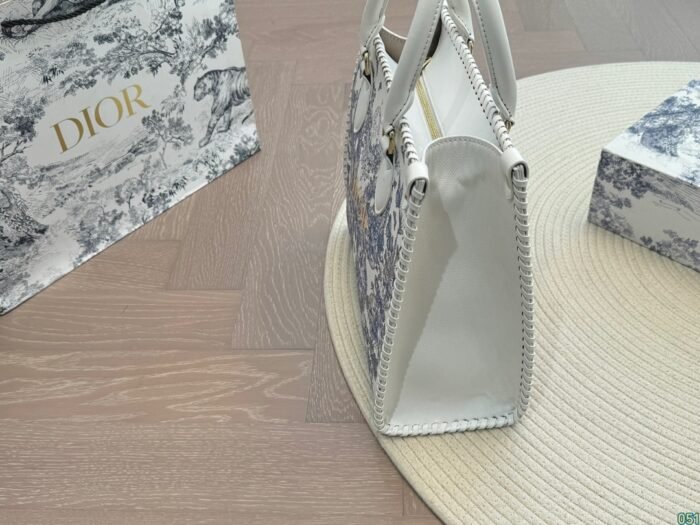 Dior book tote（32*28cm） - 图片 8