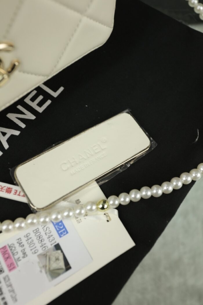 Chanel Pearl Triangle Chain Bag（7colors） - 图片 11