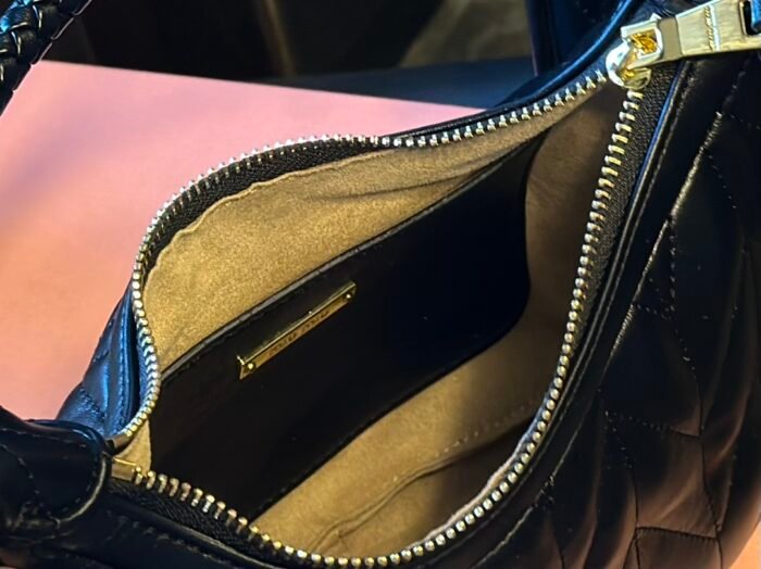 Miumiu armpit bag（4colors 22*15cm） - 图片 9