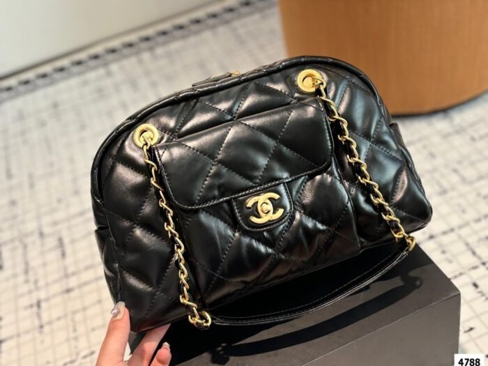 Chanel 24A Bowling Bag（33*21cm）