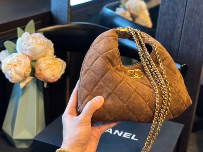 Chanel 24 new tassel Hobo armpit bag（3colors 20cm）
