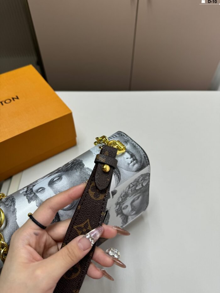 LV Twist Sculpture Bag(23*10*15cm) - 图片 4
