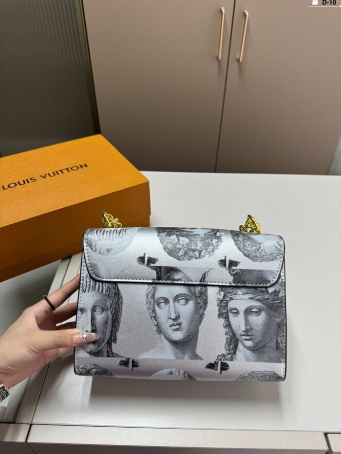 LV Twist Sculpture Bag(23*10*15cm) - 图片 8
