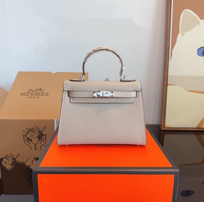 Hermès Kelly Bag（Elevencolors-silvery Buckle 22*8*16cm）