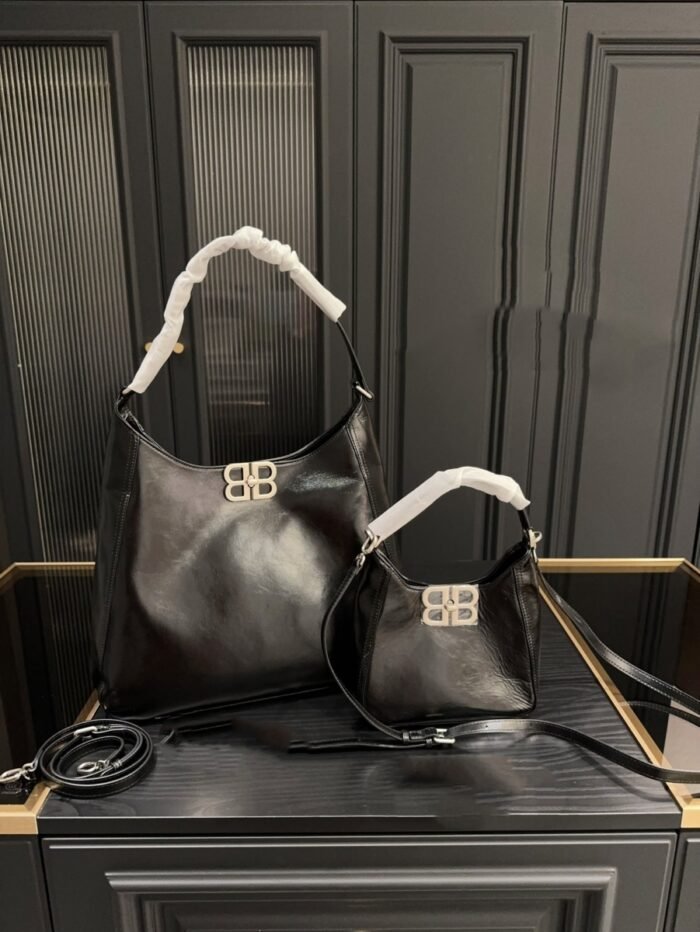 Balenciaga Hobo bucket bag