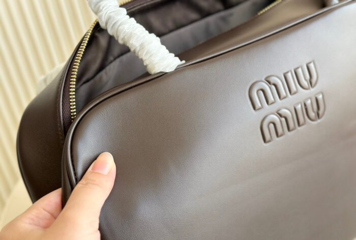 Miumiu handbag（34*23cm） - 图片 9