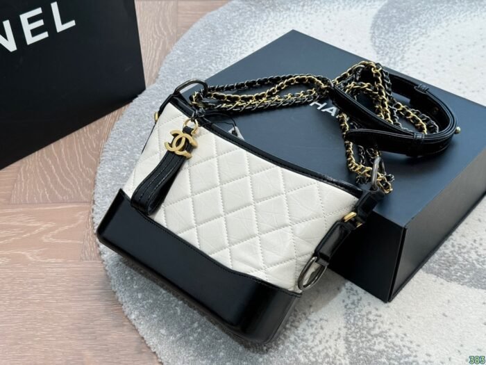 Chanel Gabrielle Stray Bag（20*15cm）