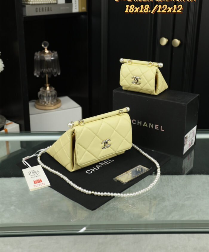 Chanel Pearl Triangle Chain Bag（7colors）