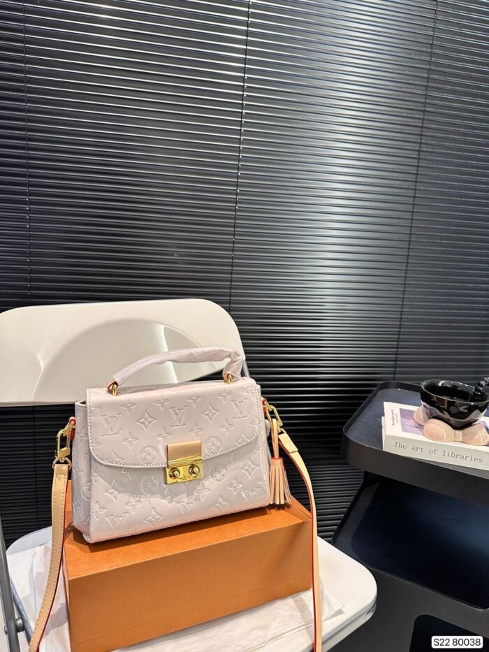LV Croisette patent leather flap handbag(3colors 24*17cm) - 图片 3