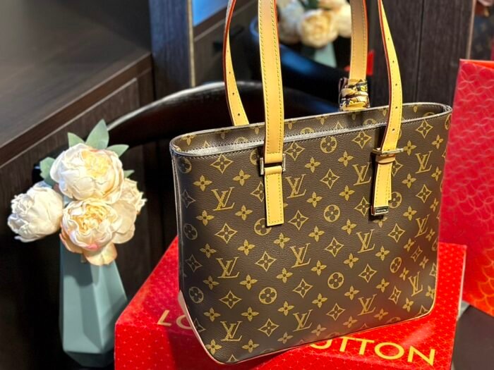 Lv 24F Piano tote bag(28cm)