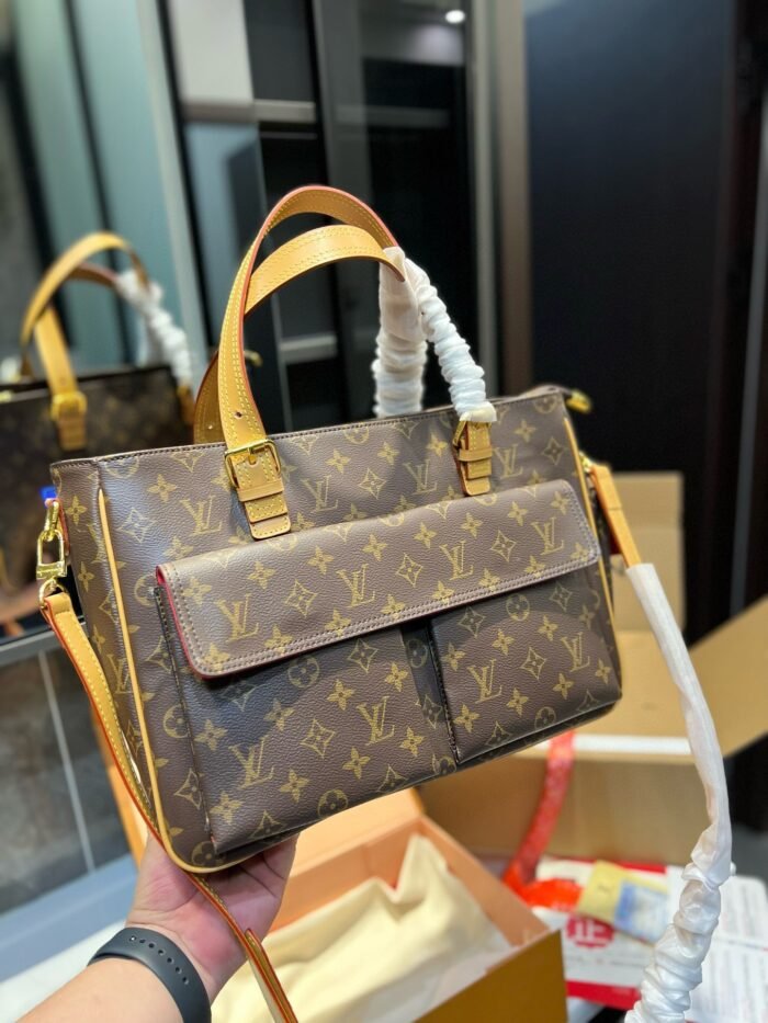 LV Camel bag（26*10*19cm）
