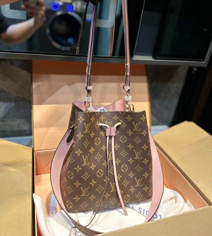 LV M44022 Champagne Pack(4colors 25cm)