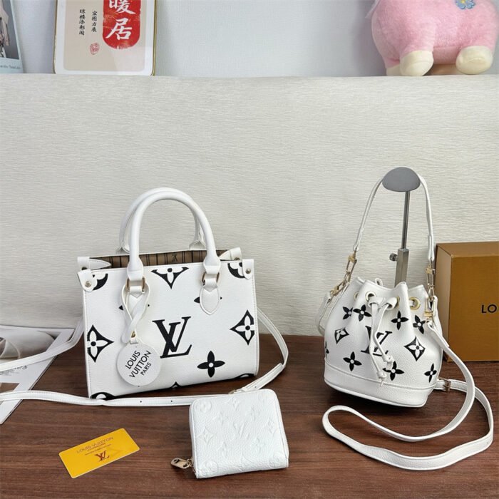 Louis Vuitton Set L4