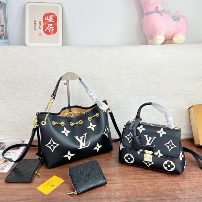 Louis Vuitton Set L12
