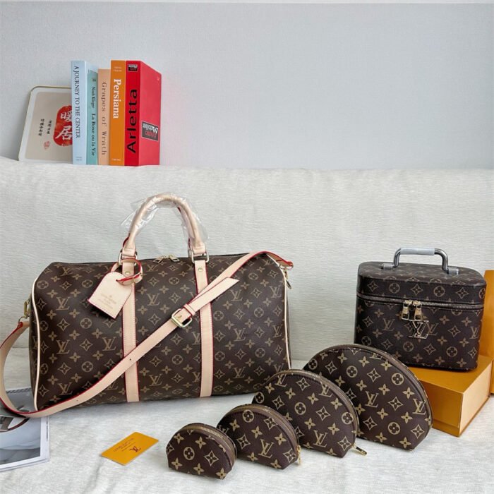 Louis Vuitton set L28