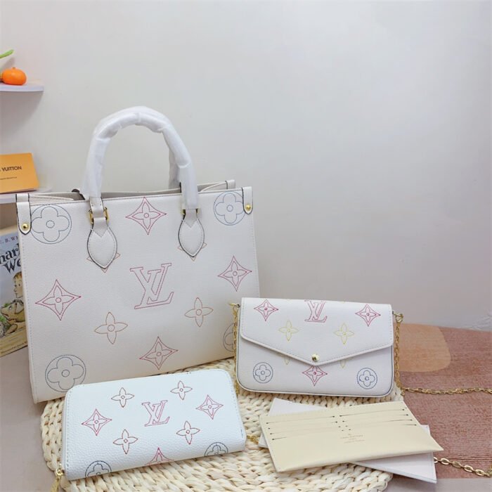Louis Vuitton set L49