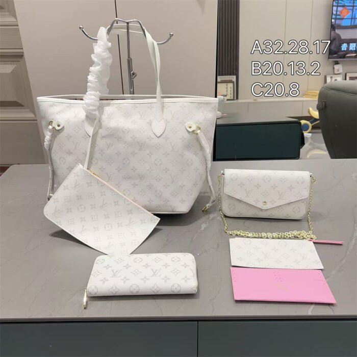 Louis Vuitton set L54